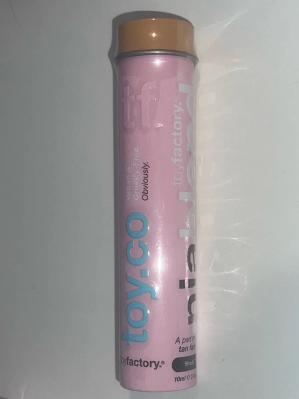 toyfactory Niablend Serum Concealer in F2 ( Fair Warm & Cool Undertones ) NEW!